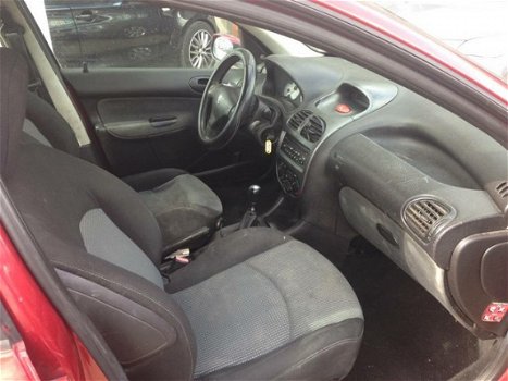 Peugeot 206 - SW X-Line 1.4 HDI - 1