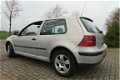 Volkswagen Golf - 1.4i met LM Velgen en Diverse Opties - 1 - Thumbnail