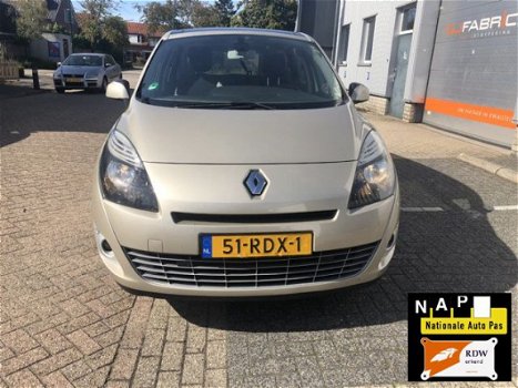 Renault Grand Scénic - 1.5 dCi Dynamique - 1