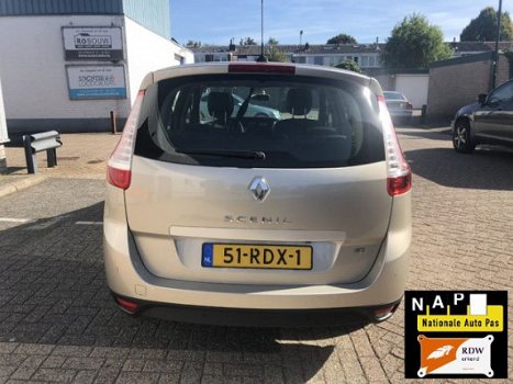 Renault Grand Scénic - 1.5 dCi Dynamique - 1