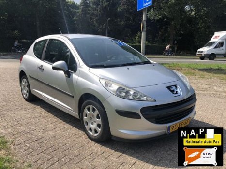 Peugeot 207 - 1.4 VTi XR - 1