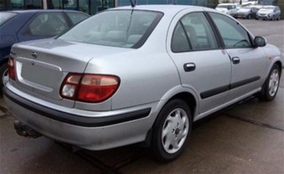 Nissan Almera - 2.2 Di Comfort saloon Airco - 1