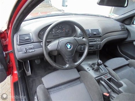 BMW 3-serie - E46 316i Executive M-Tech, Imola Red, Alcantara - 1
