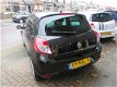 Renault Clio - 1.2 Navigatie Airco Lichtmetalen velgen Cpv Elektrische ramen 1.2 Collection - 1 - Thumbnail