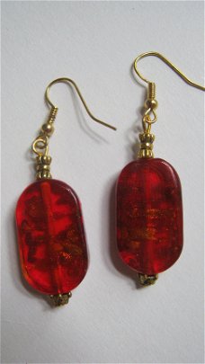 oorbellen antiek murano glas rood met antiek goud dutch design 1001oorbellen earrings