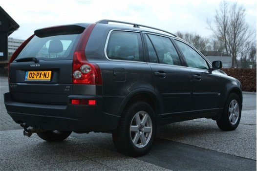 Volvo XC90 - 2.4 D5 GEARTRONIC - 1