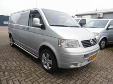 Volkswagen Transporter - 2.5 TDI 340