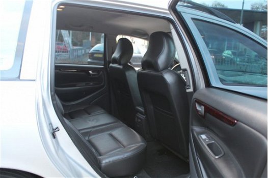 Volvo V70 - 2.4 D5 163pk Leder 7 Persoons Lage bijtelling - 1