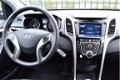 Hyundai i30 - 1.6 Trend Navi, cruise, airco, camera - 1 - Thumbnail