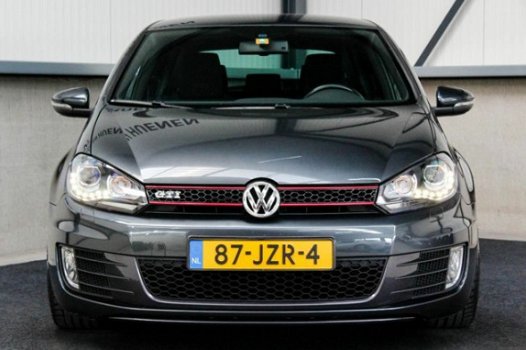 Volkswagen Golf - 2.0 GTI JD 260pk 5-Deurs Origineel NL|LED|Xenon|Navigatie|BT|PDC|LM 18inch|Alarm - 1