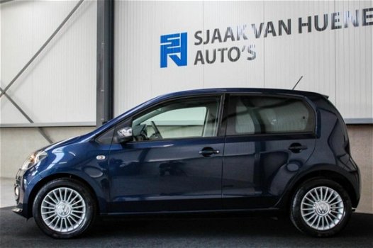 Volkswagen Up! - 1.0 high up BlueMotion ✅5-Deurs 2e Eig|NL|DLR|Navigatie|BT|Airco|PDC|Stoelverwarmin - 1