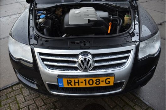 Volkswagen Touareg - 2.5 TDI Highline - 1