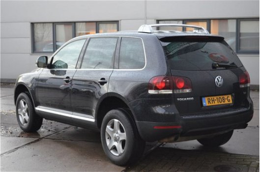 Volkswagen Touareg - 2.5 TDI Highline - 1