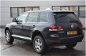 Volkswagen Touareg - 2.5 TDI Highline - 1 - Thumbnail