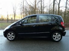 Mercedes-Benz A-klasse - 160 BlueEFFICIENCY Business Class Avantgarde Airco / LM Velgen / Half Leer