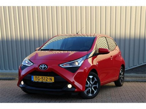 Toyota Aygo - 1.0 VVT-i x-first 5drs Airco Parkeercamera - 1