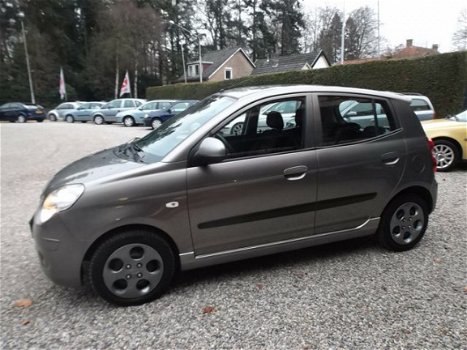 Kia Picanto - 1.0 Fifteen nieuwe apk 06-09-2020 - 1