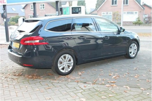 Peugeot 308 SW - 1.2 PureTech Blue Lease Executive /2015/Navigatie/Panoramadak/Dakrails/106.332 km - 1