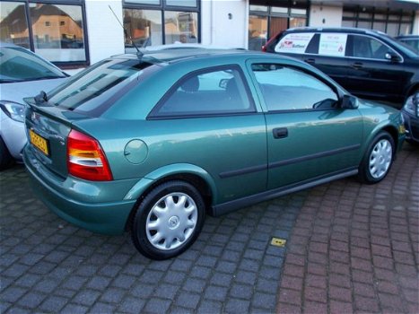 Opel Astra - 1.6 Pearl 3-deurs Airco - 1