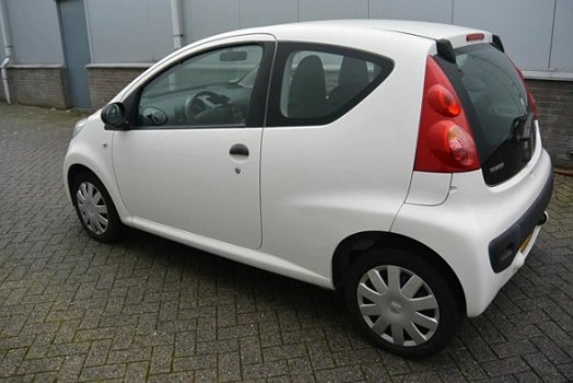 Peugeot 107 - 1.0 Access - 1