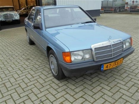 Mercedes-Benz 190-serie - 2.0 E - 1