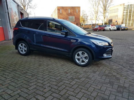 Ford Kuga - 1.6 Titanium unieke kmstand | Navigatie | Trekhaak | Cruise control | Climate control | - 1