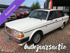 Volvo 244 - 2.3 GLE Automaat zeer mooie auto