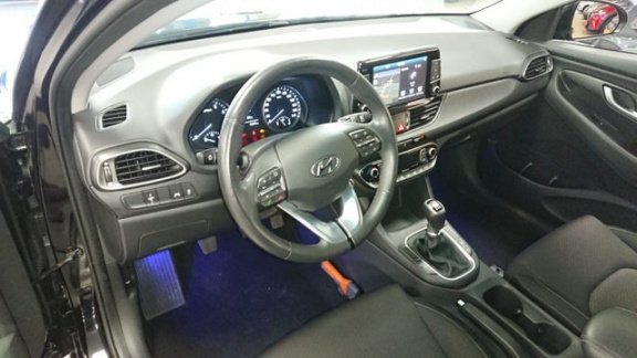 Hyundai i30 - 1.0 T-GDI First Edition - 1