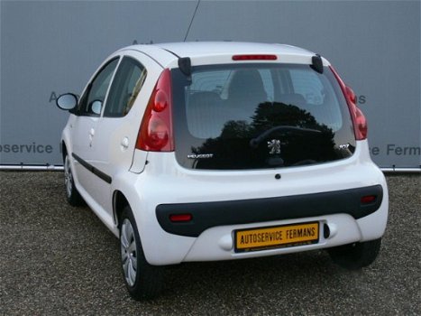 Peugeot 107 - 1.0i White Edition - Airco - Elec ramen - 5 deurs - 1
