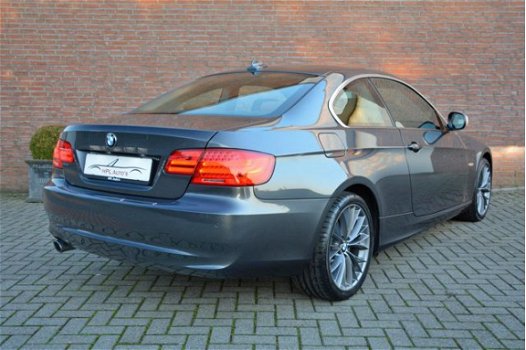 BMW 3-serie Coupé - 320i Corporate Lease Mineralgrey Edition * Navi Professional * Cognac Leer * Bi - 1