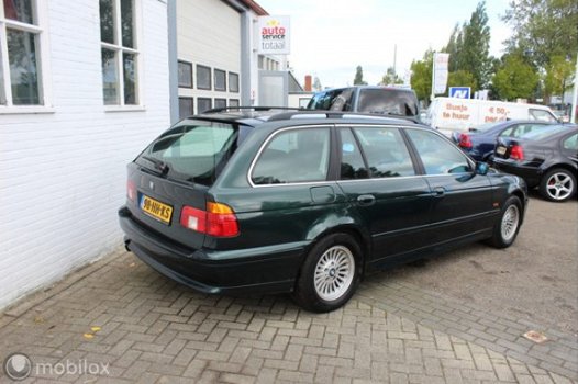 BMW 5-serie Touring - E39 520i 2001 Executive navi xenon clim - 1