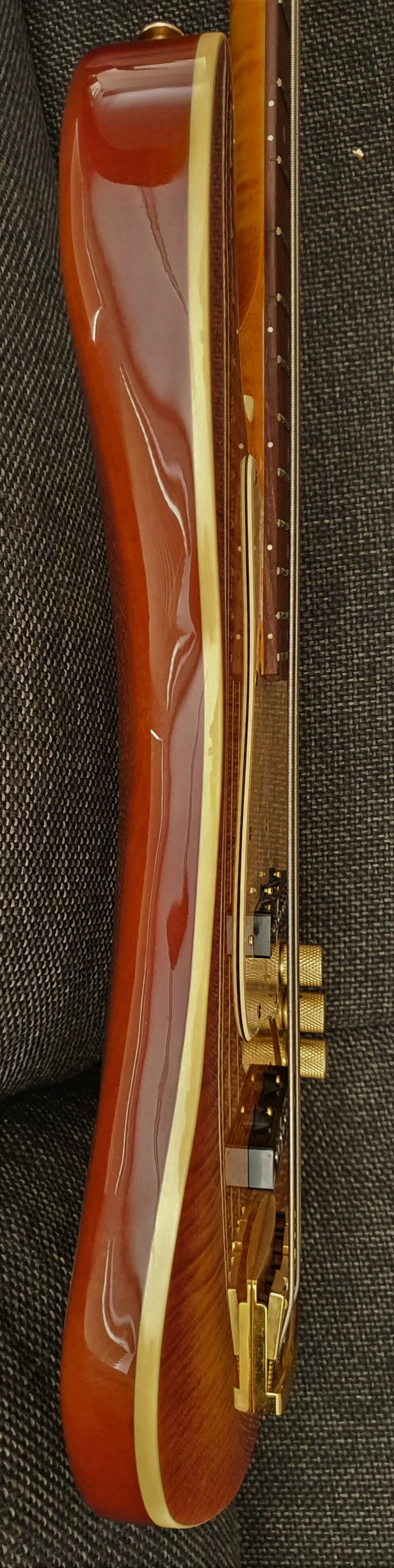 Richwood Jazz Bas RCH-1610 zeer special. Limited Edition. - Afbeelding 4