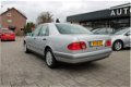 Mercedes-Benz E-klasse - 200 Classic, Automaat - 1 - Thumbnail