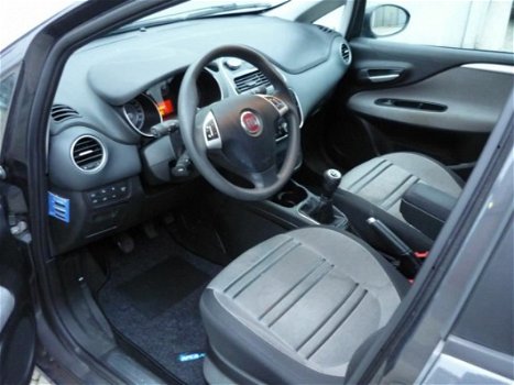 Fiat Punto Evo - 1.3 M-Jet Dynamic 5 Deurs NLauto Airco Nav NAP - 1