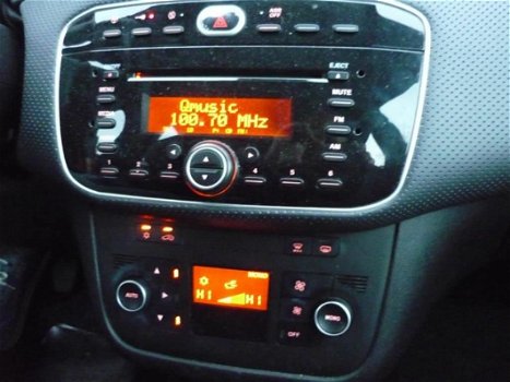 Fiat Punto Evo - 1.3 M-Jet Dynamic 5 Deurs NLauto Airco Nav NAP - 1