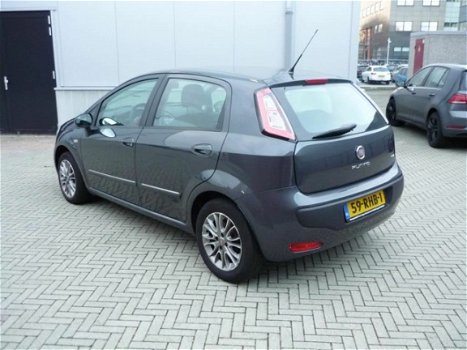 Fiat Punto Evo - 1.3 M-Jet Dynamic 5 Deurs NLauto Airco Nav NAP - 1