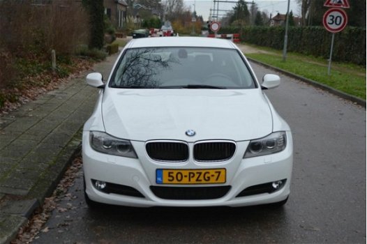 BMW 3-serie Touring - 318d Corporate Lease Business Line ecc/sportstoelen/cruise/navi/dealer onderh - 1