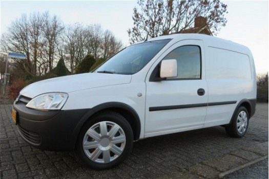 Opel Combo - 1.4 Benzine met Schuifdeur & Vele Opties - 1