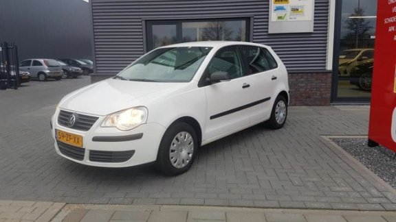 Volkswagen Polo - 1.9 TDI Trendline - 1