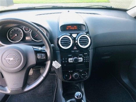 Opel Corsa - 1.4 16V 3D OPC LINE AC MP3 17