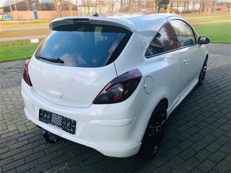 Opel Corsa - 1.4 16V 3D OPC LINE AC MP3 17