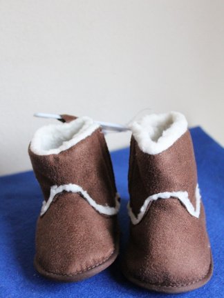 Winter slofjes - voor baby van 6 tot 9 maanden - nr. 1