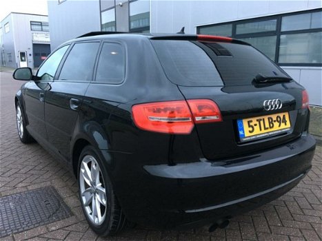 Audi A3 Sportback - 2.0 TDI PANORAMADAK/ RNS-E/ PDC - 1