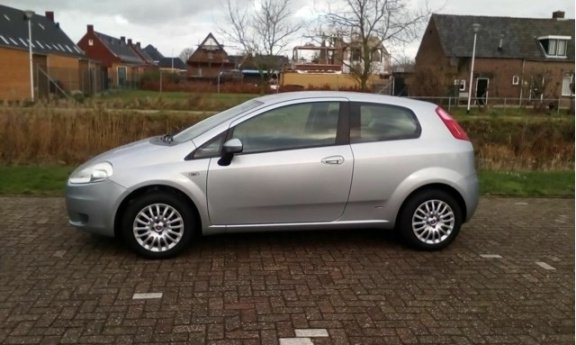 Fiat Grande Punto - 1.4 Dynamic - 1