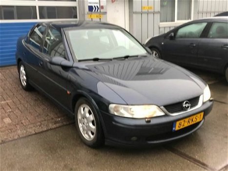 Opel Vectra - 2.5 V6 Diamond Nieuwstaat Automaat Xenon - 1