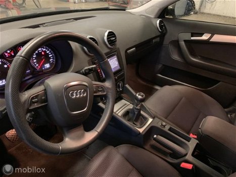 Audi A3 Sportback - - 1.4 TFSI Ambition Advance Xenon Navi - 1