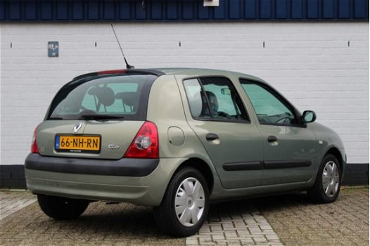 Renault Clio - 1.4-16V Privilège AUTOMAAT Airco | 5 Drs | Navi ( Vestiging - Nieuwegein ) - 1