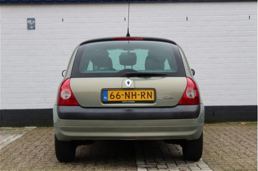 Renault Clio - 1.4-16V Privilège AUTOMAAT Airco | 5 Drs | Navi ( Vestiging - Nieuwegein ) - 1