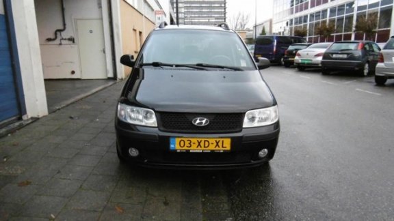 Hyundai Matrix - 1.6i Active Cool Apk/Airco/Nap/Velgen/Cd/Parkeer Sensoren/Boekjes - 1