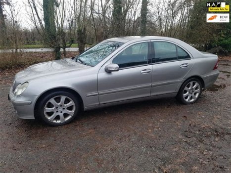 Mercedes-Benz C-klasse - 220 CDI Elegance /NAVI/CLIMA/ BJ 2004/ FACE LIFT MODEL/ EURO 3 - 1